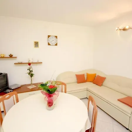 House Paulo3 Vikendica